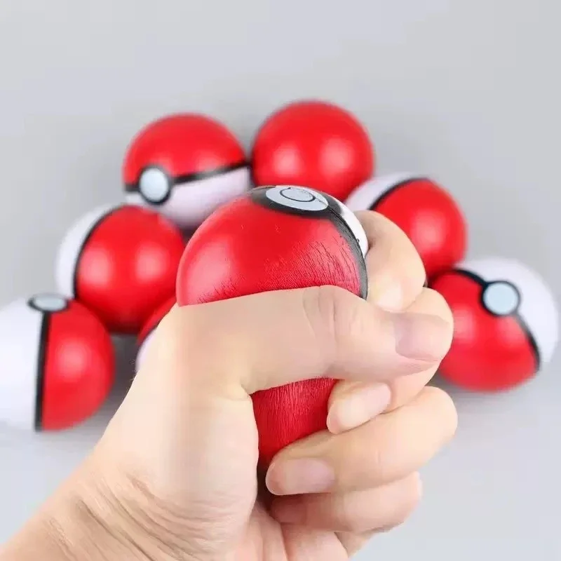 Hot 6cm Pokémon Poké Ball Stre - огляд і ціна Interactive Squeaky Plush Dog Toy